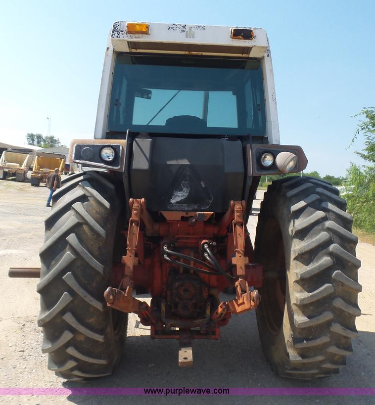 image for item L5915 International 1086 tractor