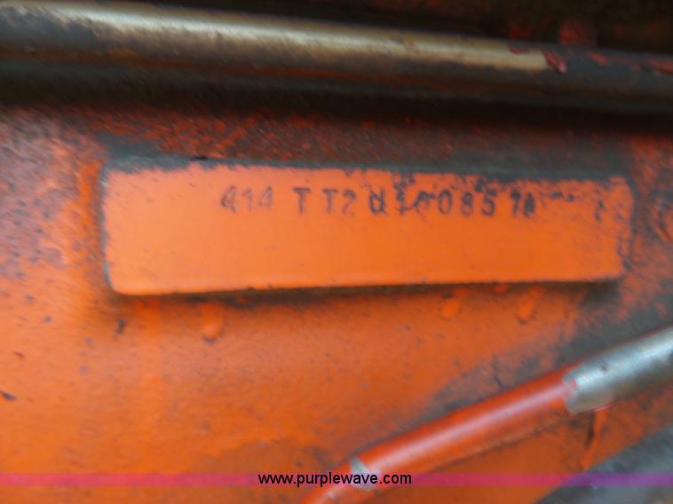 image for item L5915 International 1086 tractor