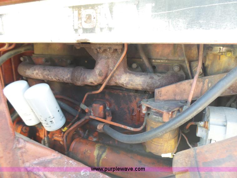 image for item L5915 International 1086 tractor