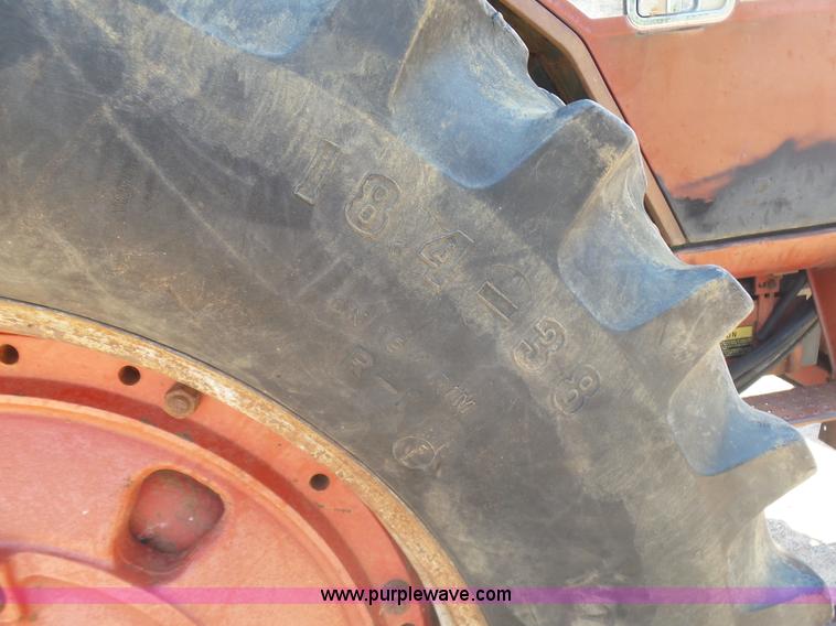 image for item L5915 International 1086 tractor