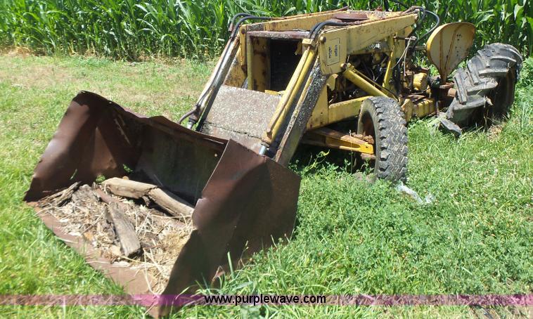 image for item L6126 International 3414 tractor
