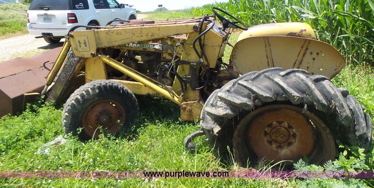 image for item L6126 International 3414 tractor