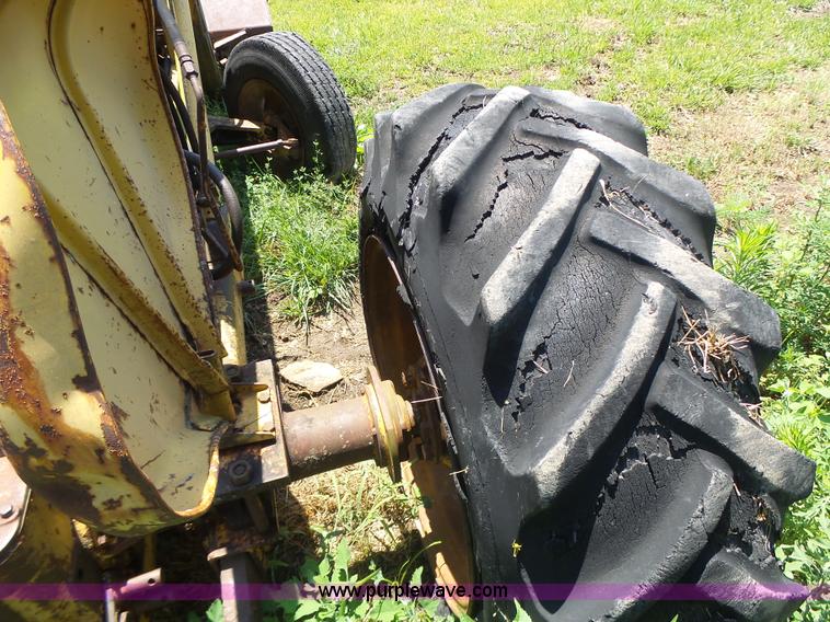 image for item L6126 International 3414 tractor