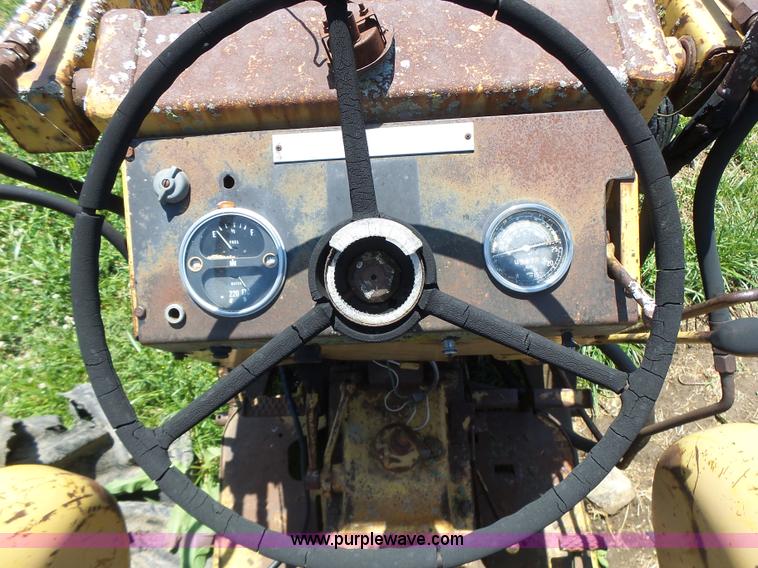 image for item L6126 International 3414 tractor