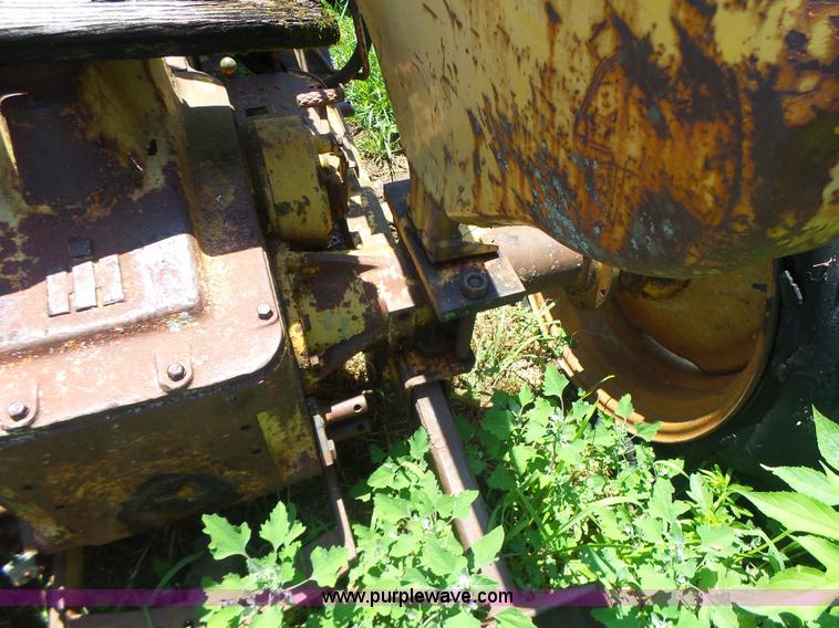 image for item L6126 International 3414 tractor