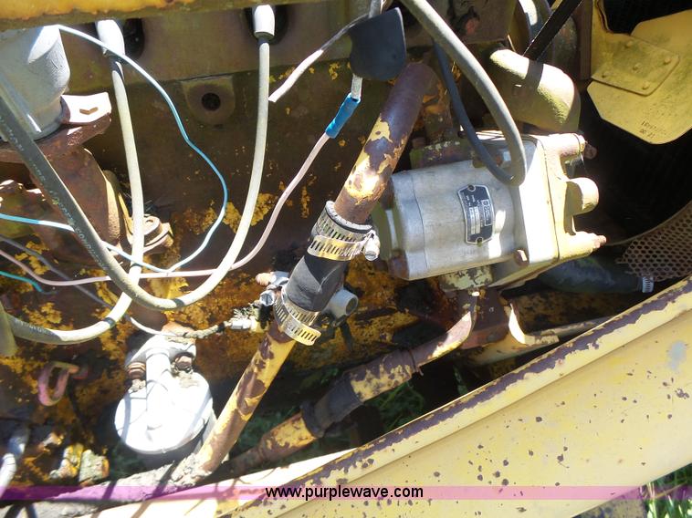 image for item L6126 International 3414 tractor