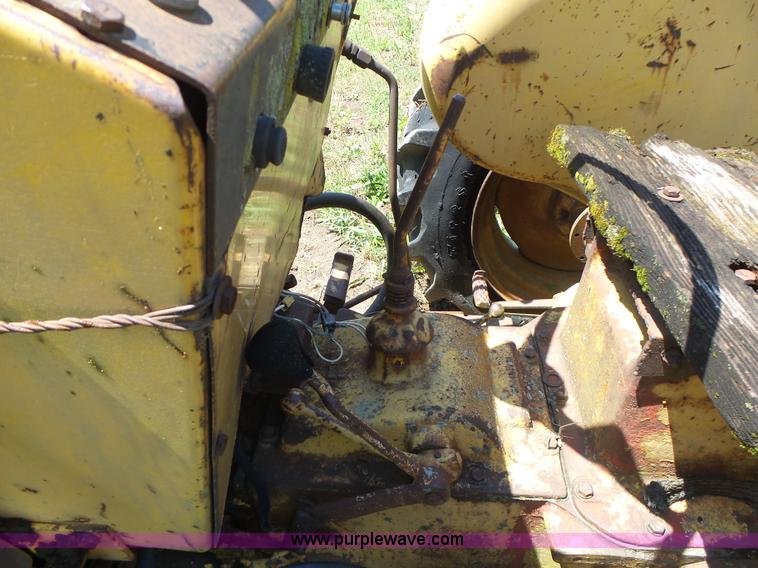 image for item L6126 International 3414 tractor