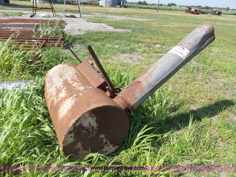 Livestock tank heater in Bosworth, MO Item L6147 sold Purple Wave