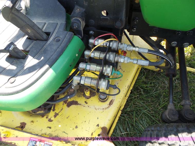 image for item L6151 1999 John Deere 4200 tractor