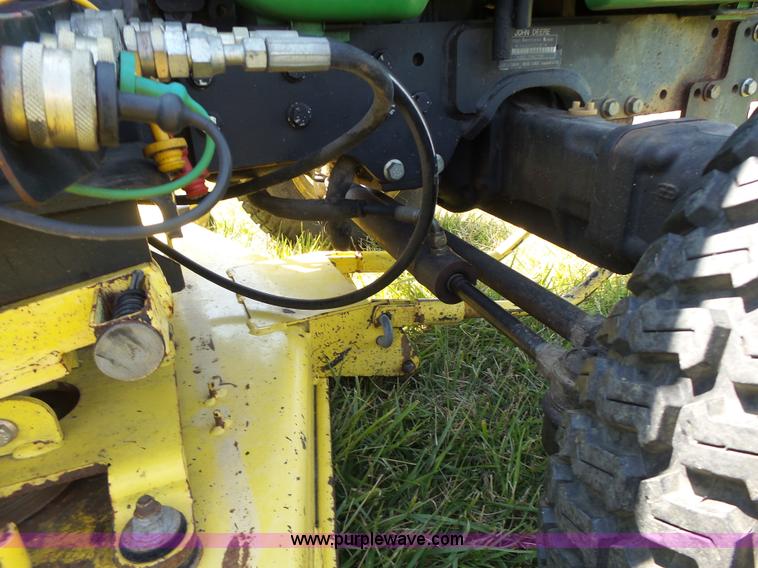 image for item L6151 1999 John Deere 4200 tractor