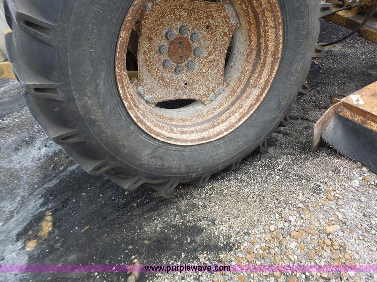 image for item L6170 New Holland 7740 tractor