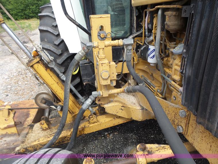 image for item L6170 New Holland 7740 tractor