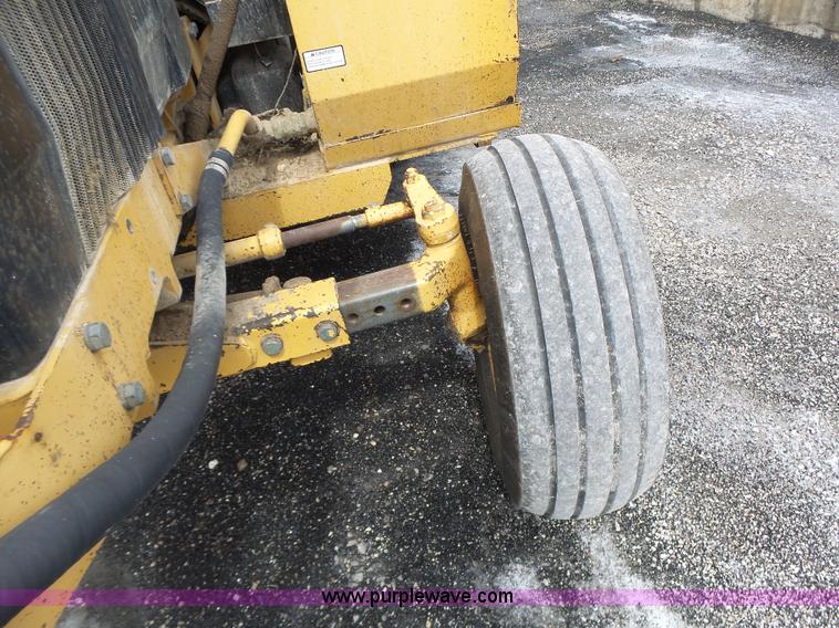 image for item L6170 New Holland 7740 tractor