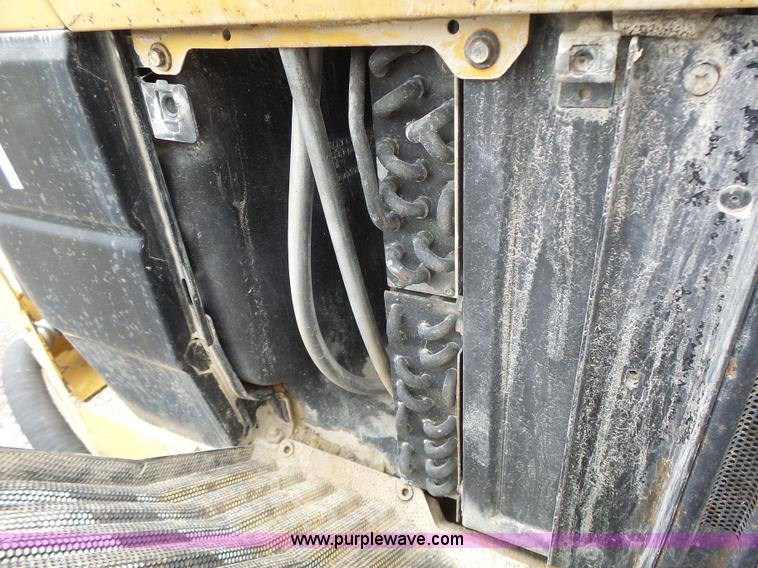 image for item L6170 New Holland 7740 tractor