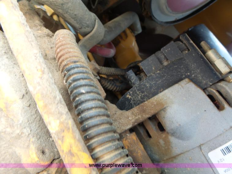 image for item L6170 New Holland 7740 tractor