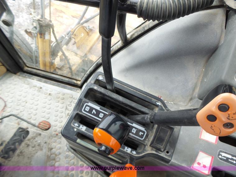 image for item L6170 New Holland 7740 tractor