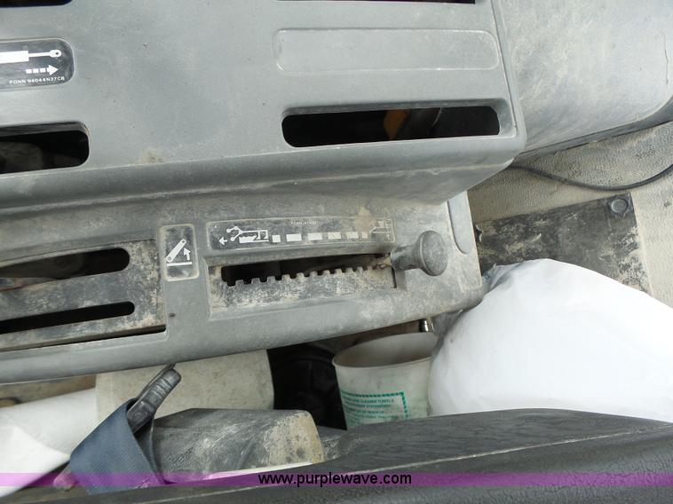 image for item L6170 New Holland 7740 tractor