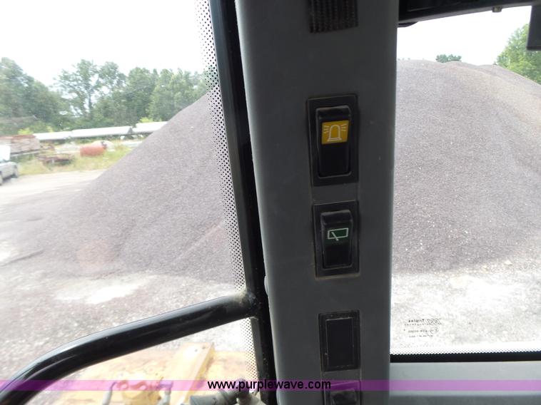 image for item L6170 New Holland 7740 tractor