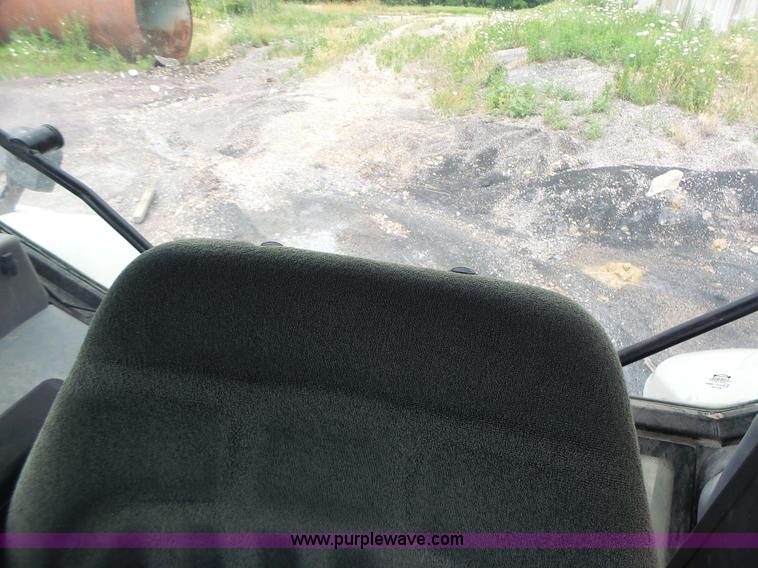 image for item L6170 New Holland 7740 tractor