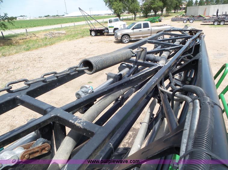 image for item L6753 2009 John Deere 4830 self-propelled sprayer