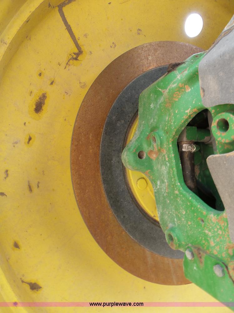 image for item L6753 2009 John Deere 4830 self-propelled sprayer