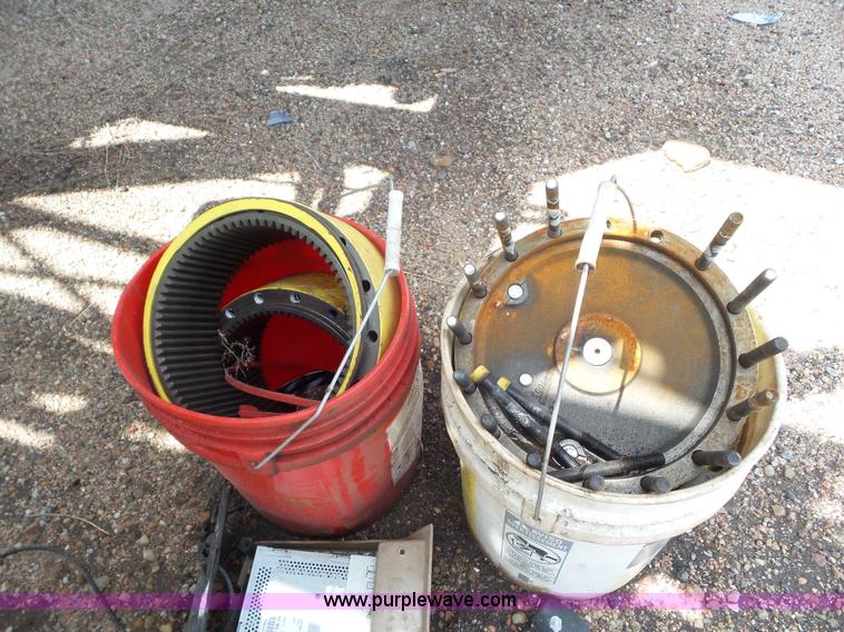 image for item L6753 2009 John Deere 4830 self-propelled sprayer