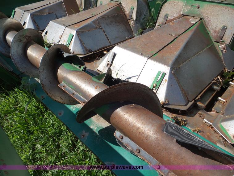 image for item L6754 John Deere 644 corn head