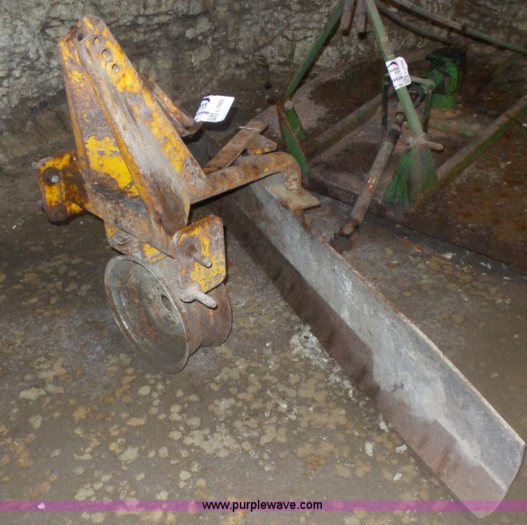 image for item L7053 Blade