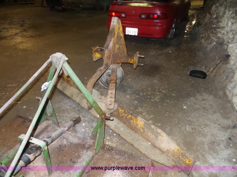 image for item L7053 Blade