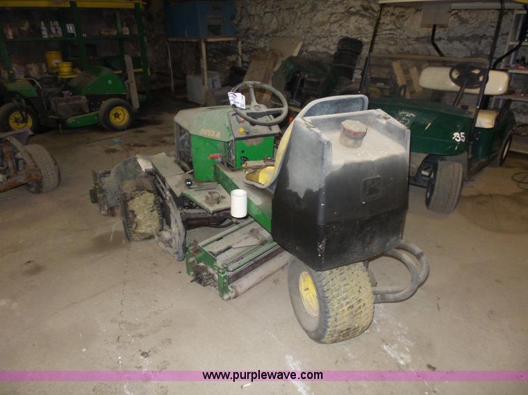 image for item L7055 John Deere 2653A lawn mower