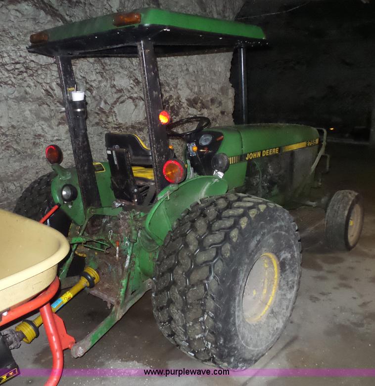 image for item L7058 John Deere 2755 tractor