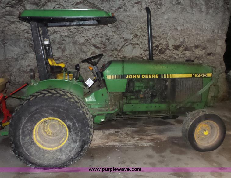image for item L7058 John Deere 2755 tractor
