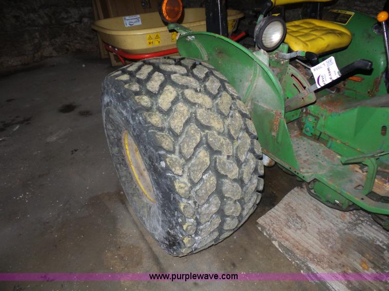 image for item L7058 John Deere 2755 tractor