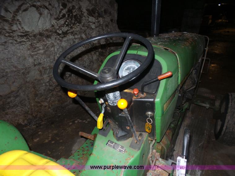 image for item L7058 John Deere 2755 tractor