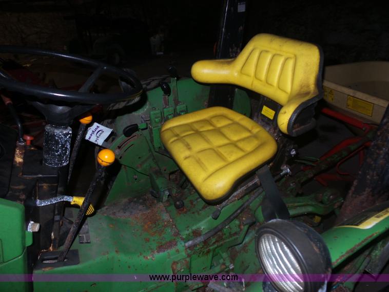 image for item L7058 John Deere 2755 tractor