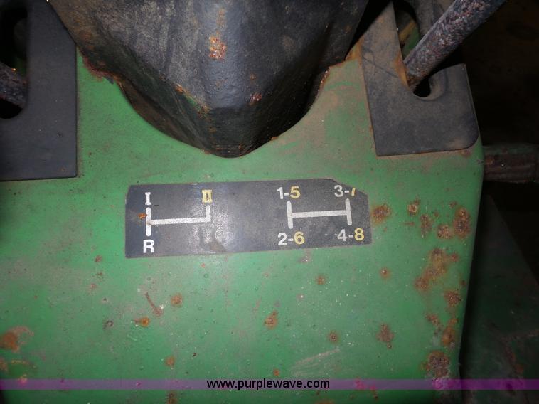 image for item L7058 John Deere 2755 tractor