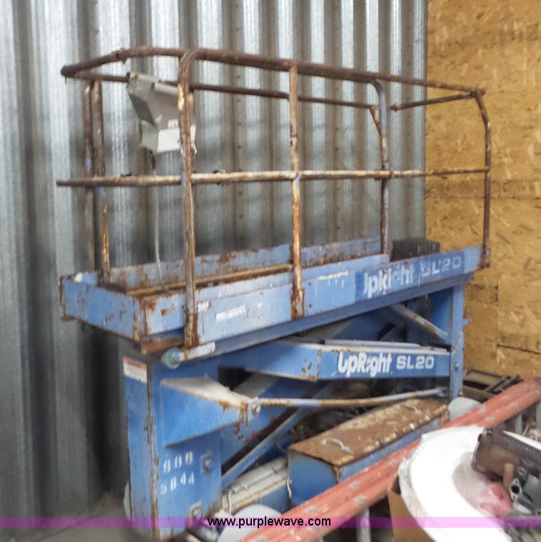 image for item AG9180 Up Right SL20 scissor lift