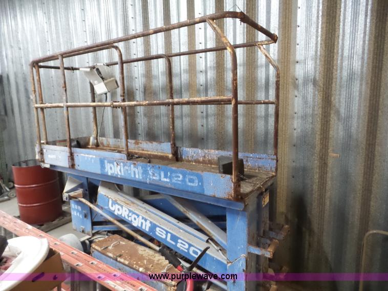 image for item AG9180 Up Right SL20 scissor lift