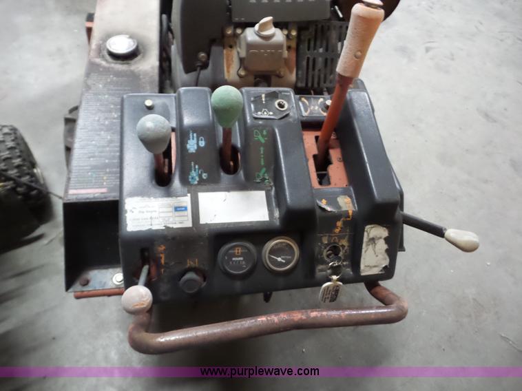 image for item AG9181 (2) Ditch Witch 1820 trenchers