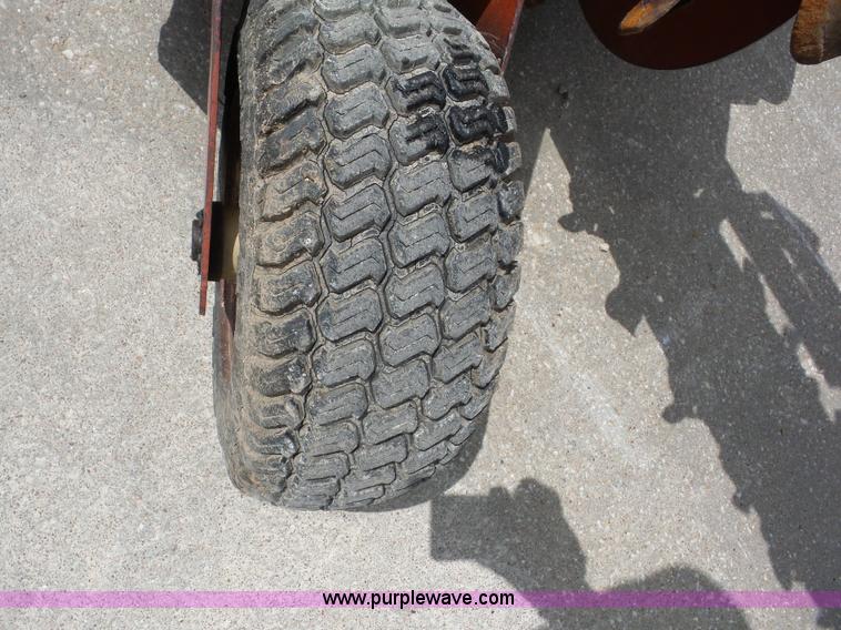 image for item AG9182 1997 Ditch Witch 1820HF trencher