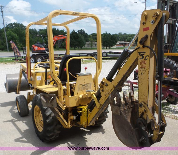 image for item AG9183 Terramite T5C backhoe