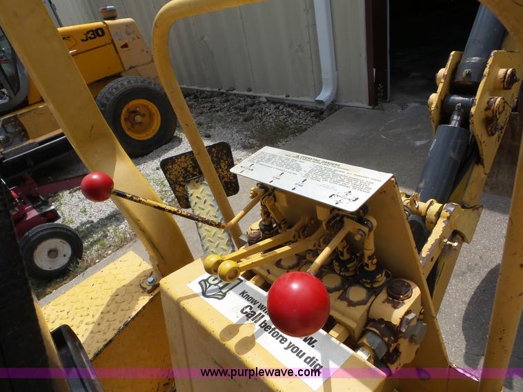 image for item AG9183 Terramite T5C backhoe