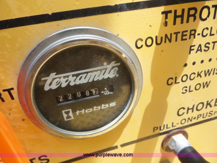 image for item AG9183 Terramite T5C backhoe