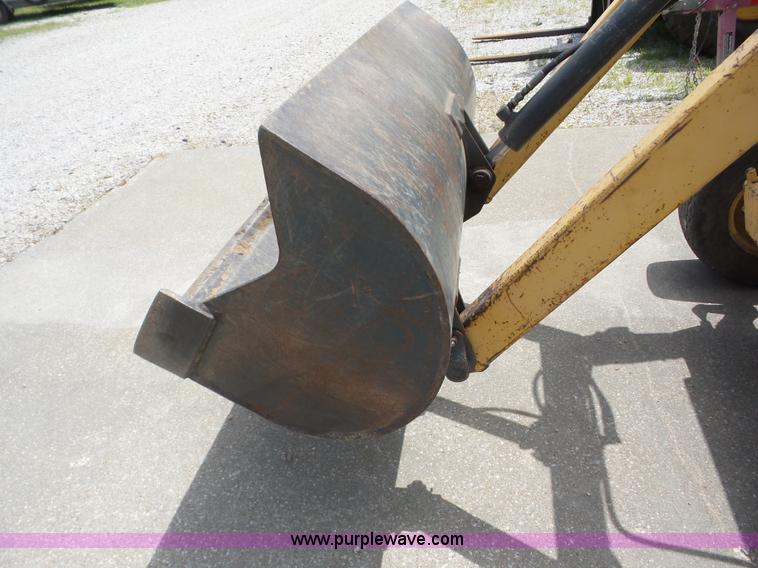 image for item AG9183 Terramite T5C backhoe