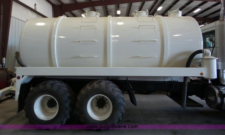 image for item AG9218 2005 Lely 80BBL vacuum bed