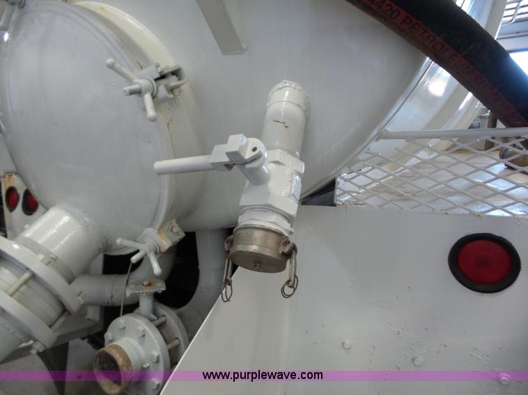 image for item AG9218 2005 Lely 80BBL vacuum bed