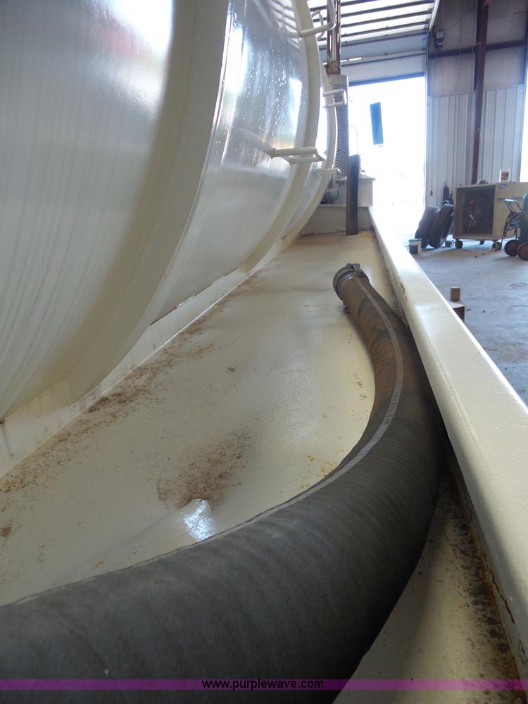 image for item AG9218 2005 Lely 80BBL vacuum bed