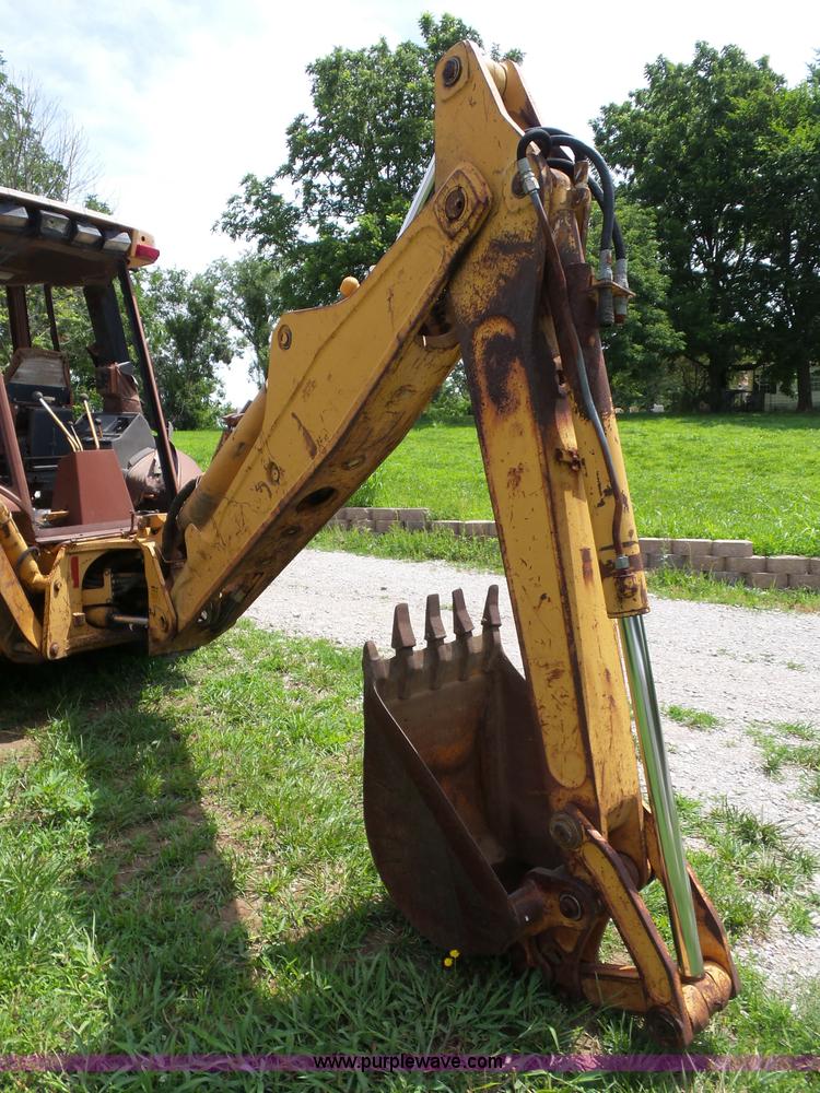 image for item AV9917 1990 Case 580K backhoe