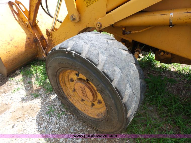 image for item AV9917 1990 Case 580K backhoe