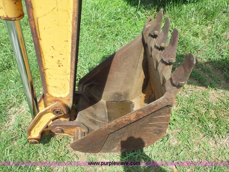image for item AV9917 1990 Case 580K backhoe